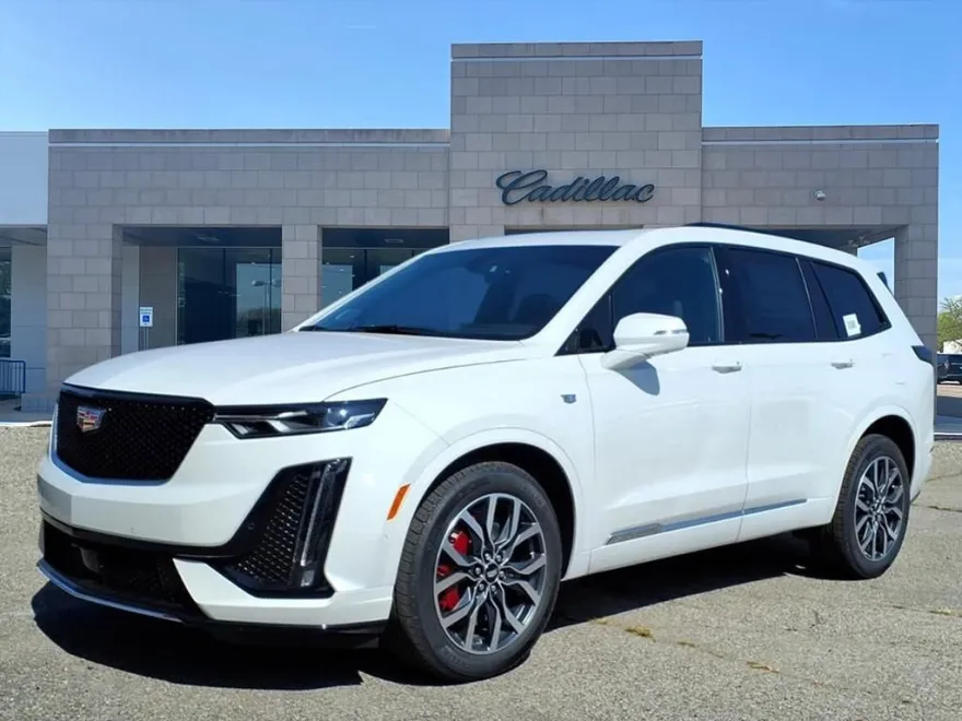 2025 Cadillac XT6 Sport photo 1