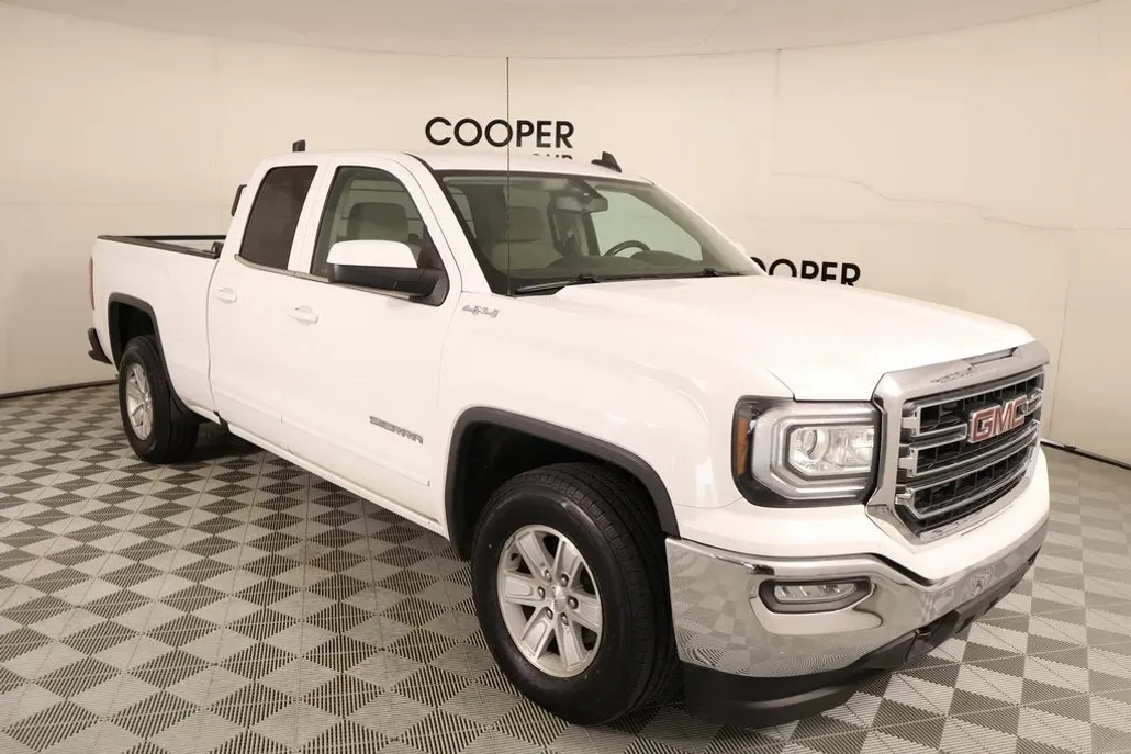 2018 Gmc Sierra 1500 SLE photo 1