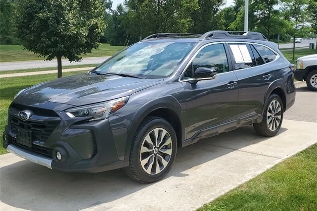 2024 Subaru Outback Limited photo 1
