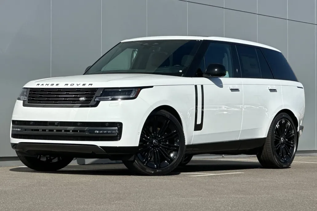 2025 Land Rover Range Rover SE photo 1