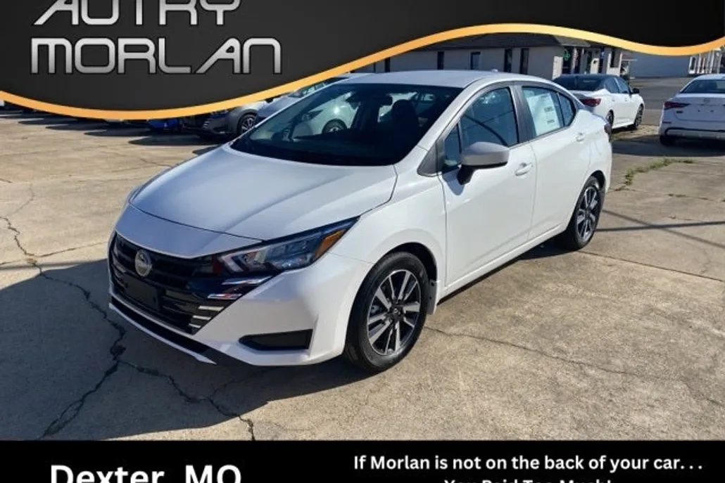 2025 Nissan Versa SV photo 1