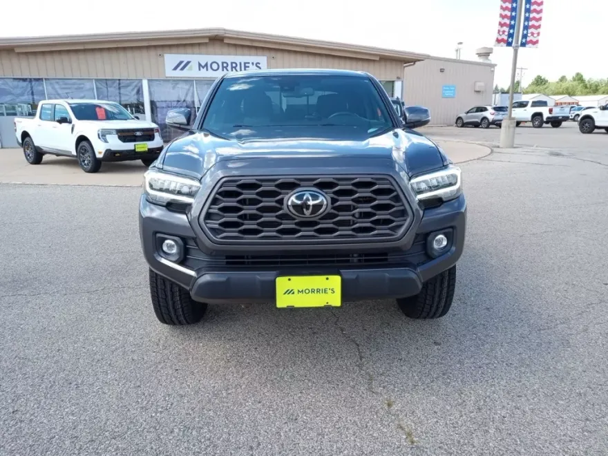 2022 Toyota Tacoma TRD Off-Road 4x4 photo 1