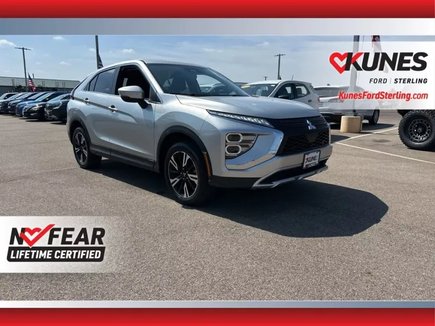 2024 Mitsubishi Eclipse Cross SEL photo 1