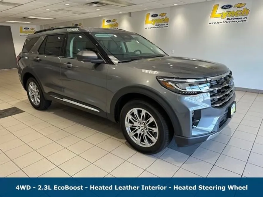 2025 Ford Explorer photo 1