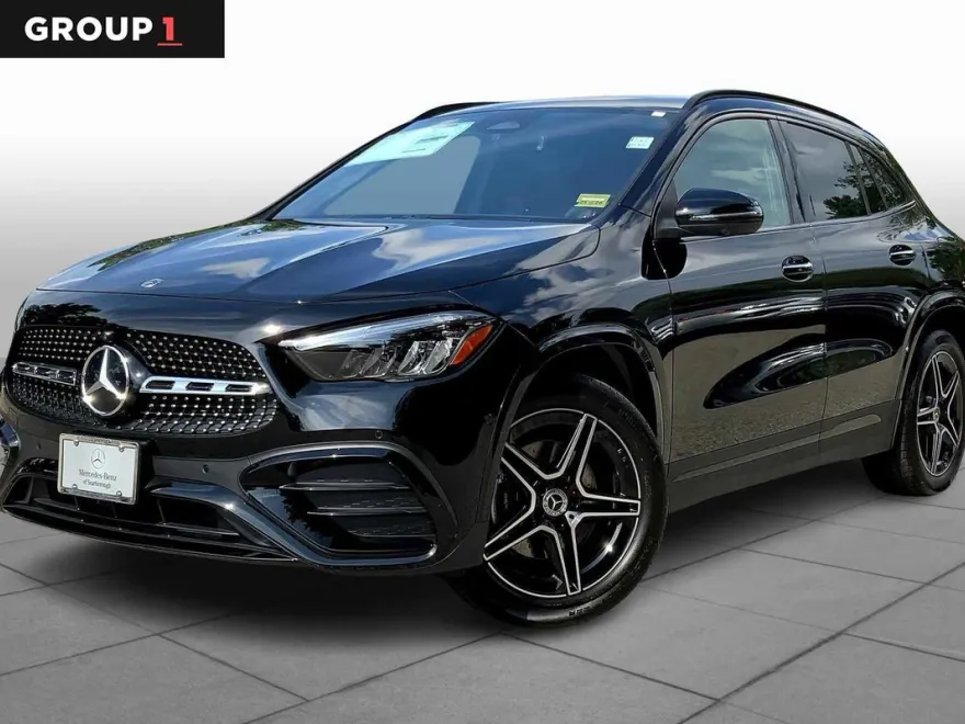 2026 Mercedes Benz GLA 250 4MATIC photo 1