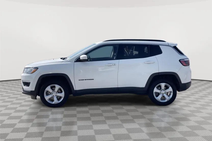 2018 Jeep Compass Latitude photo 1