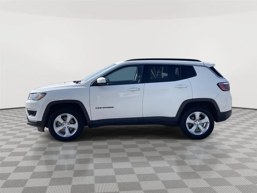 2018 Jeep Compass Latitude photo 1