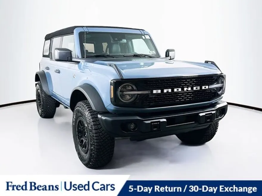 2023 Ford Bronco Wildtrak photo 1