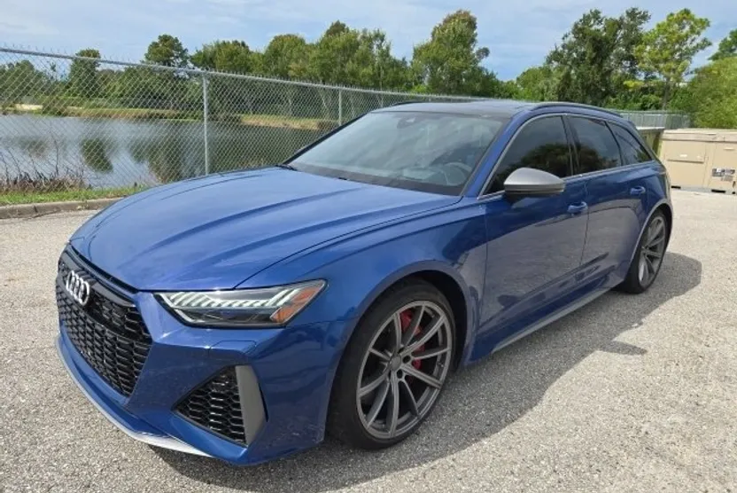 2024 Audi RS 6 Avant Performance photo 1