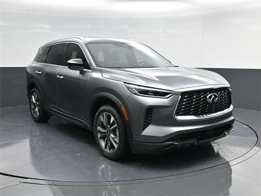 2025 Infiniti QX60 Luxe photo 1
