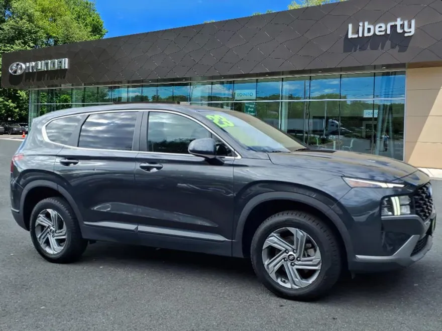 2023 Hyundai Santa Fe SE photo 1