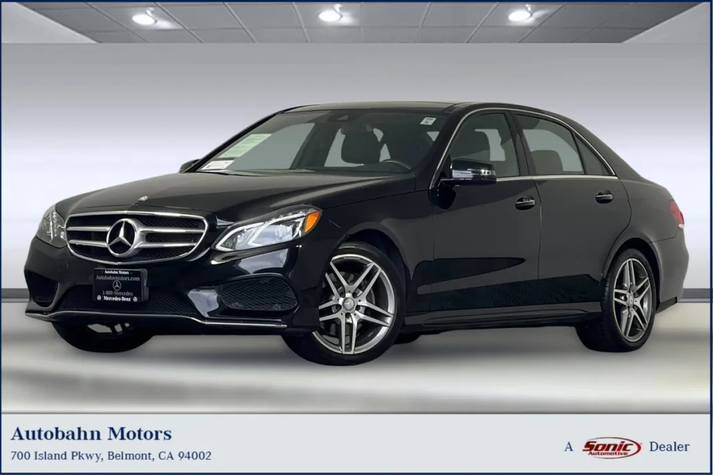 2015 Mercedes Benz E 400 Sedan photo 1