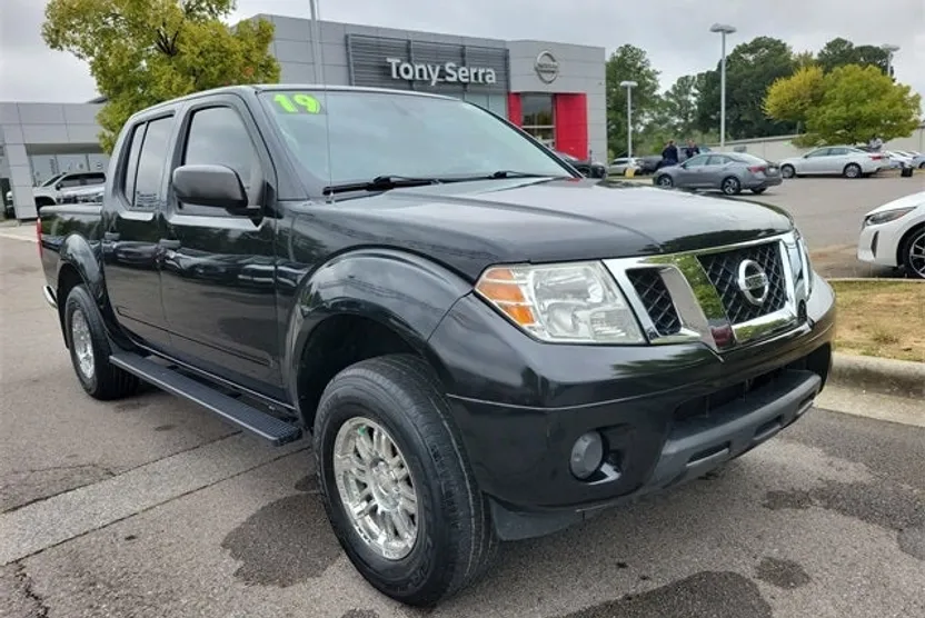 2019 Nissan Frontier SV photo 1