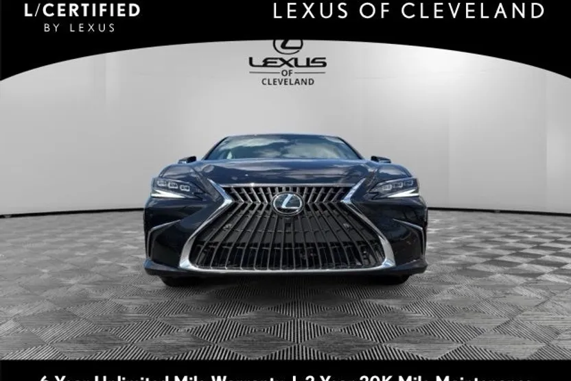 2025 Lexus ES 300h Ultra Luxury photo 1