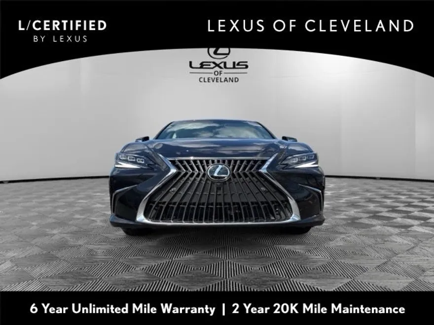 2025 Lexus ES 300h Ultra Luxury photo 1