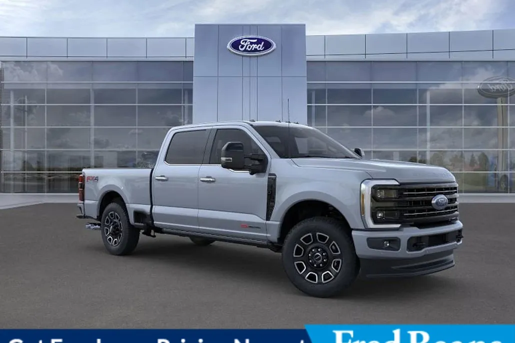 2025 Ford F-250 Platinum photo 1