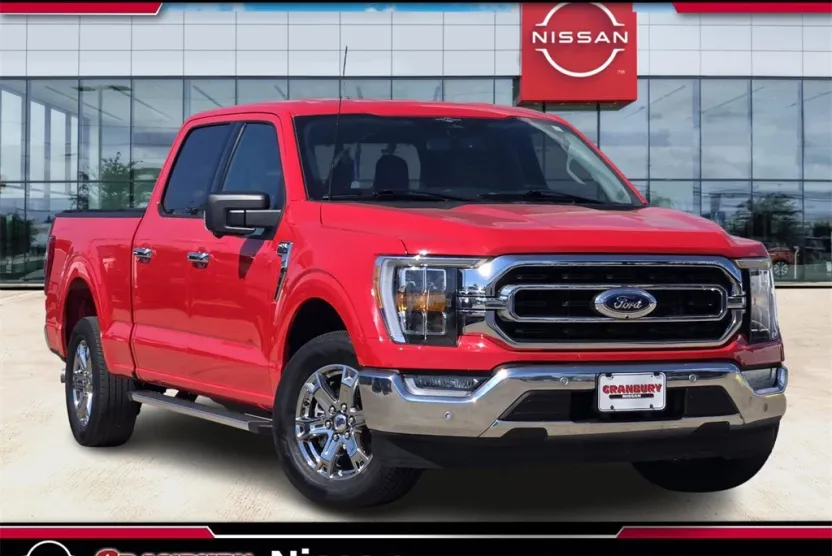 2023 Ford F-150 XLT photo 1
