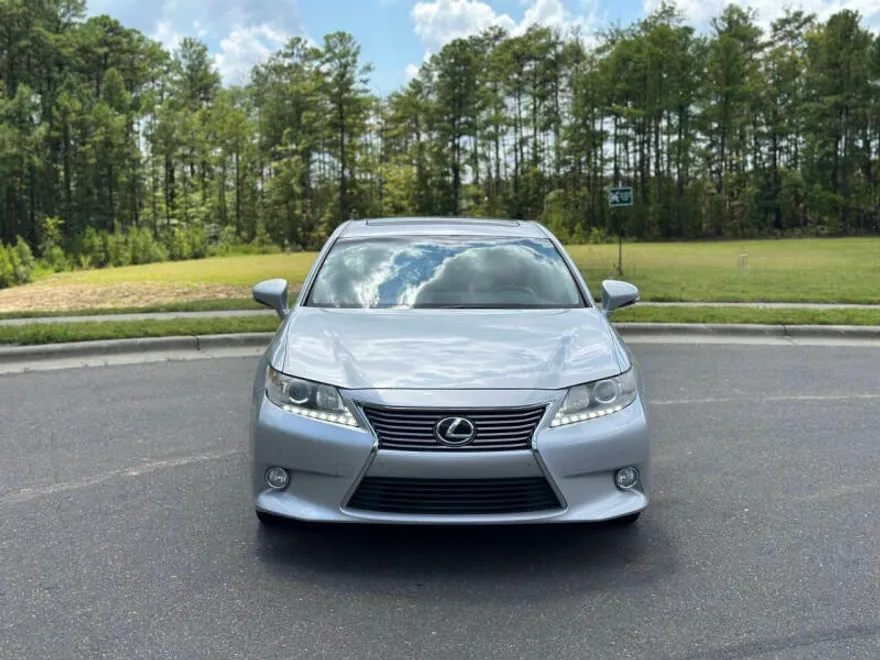 2013 Lexus ES 350 photo 1