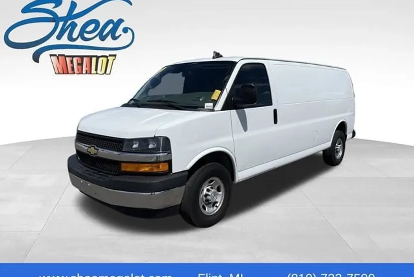 2021 Chevrolet Express 3500 Work Cargo Van photo 1