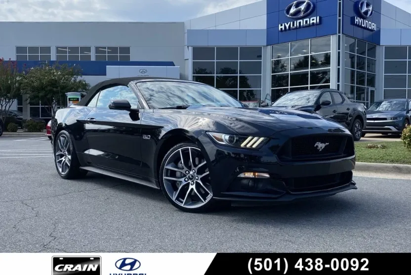 2017 Ford Mustang GT Premium photo 1