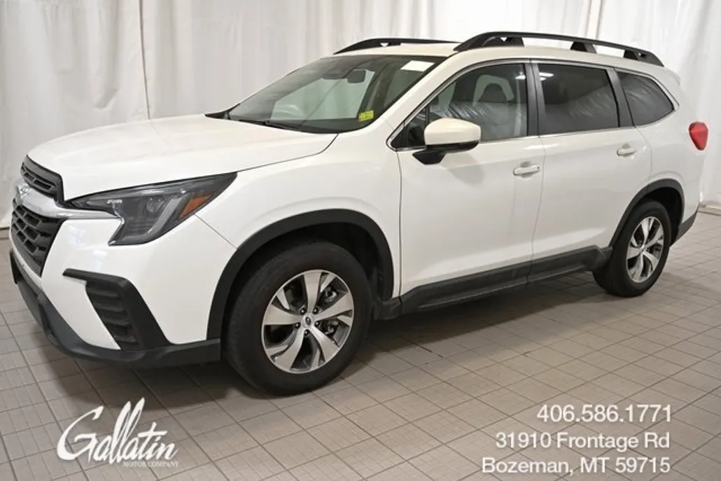 2024 Subaru Ascent Premium photo 1