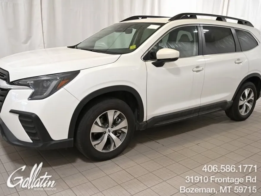 2024 Subaru Ascent Premium photo 1