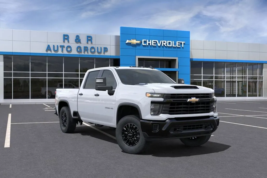 2024 Chevrolet Silverado 3500HD photo 1