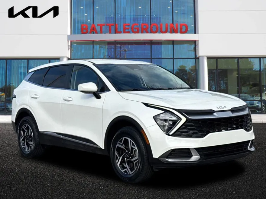 2023 Kia Sportage LX photo 1