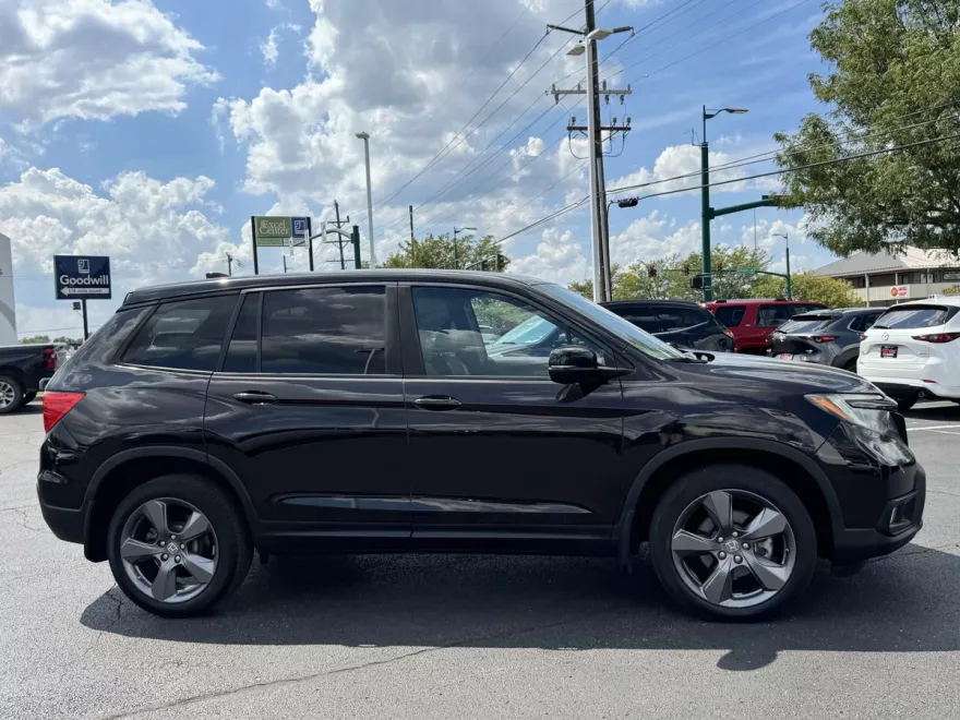 2019 Honda Passport EX-L photo 1