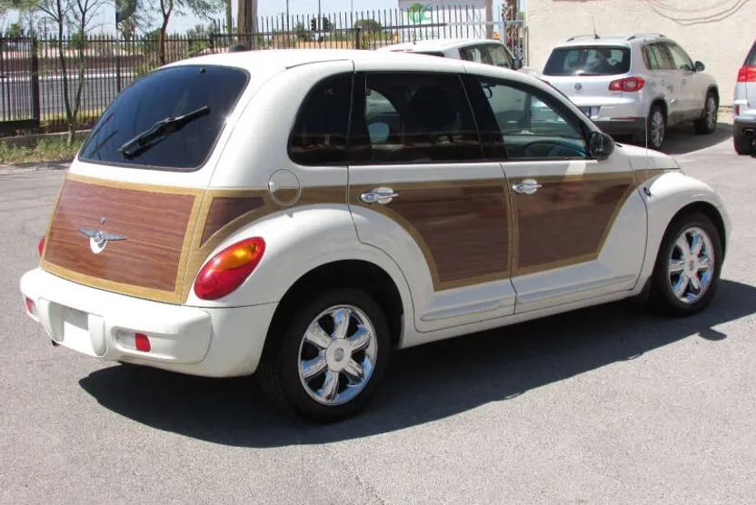 2004 Chrysler PT Cruiser Limited photo 1