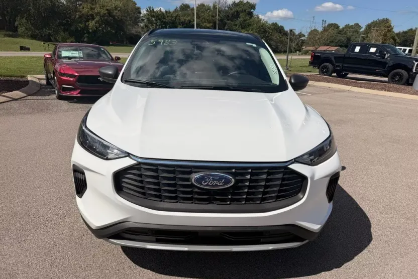 2026 Ford Escape Active photo 1