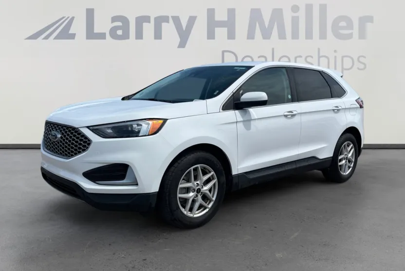 2024 Ford Edge SEL photo 1