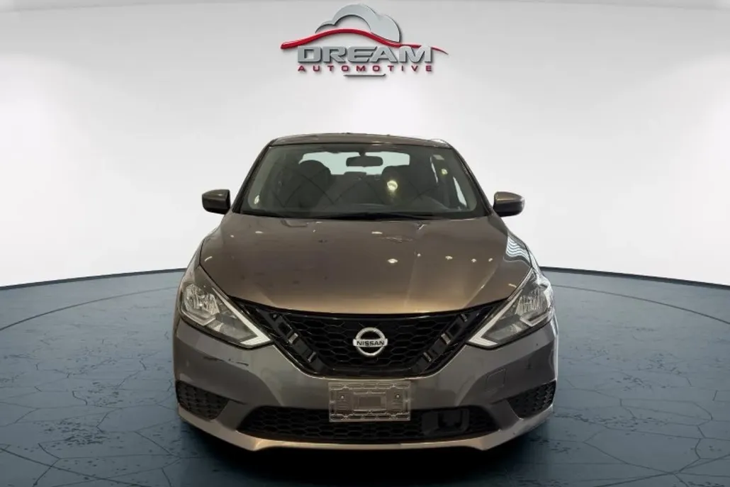 2018 Nissan Sentra SV photo 1