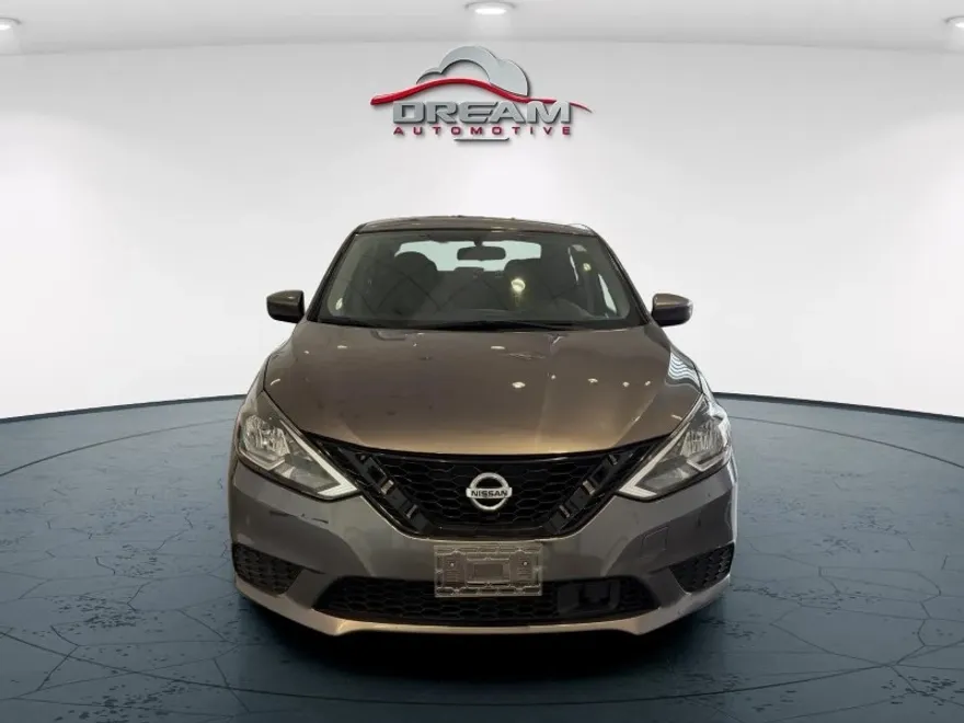 2018 Nissan Sentra SV photo 1