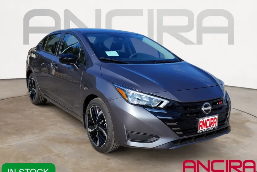2025 Nissan Versa SR photo 1