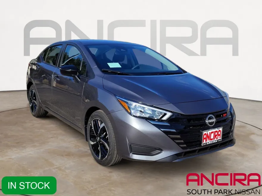 2025 Nissan Versa SR photo 1
