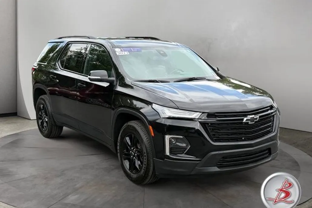 2023 Chevrolet Traverse Leather photo 1