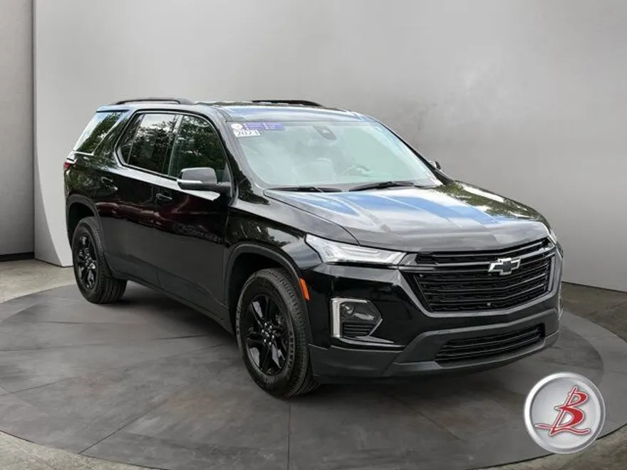 2023 Chevrolet Traverse Leather photo 1