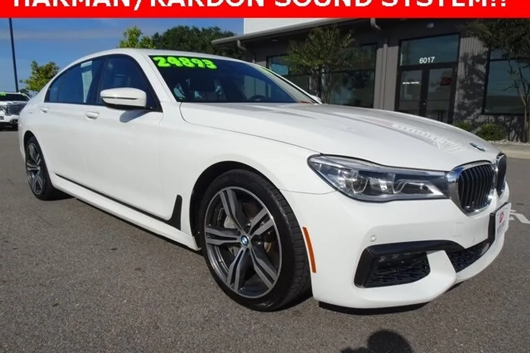 2018 Bmw 750i Sedan photo 1
