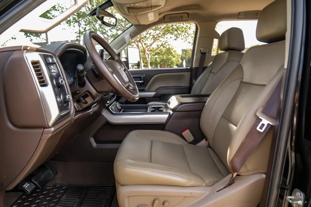 2019 Chevrolet Silverado 2500HD LTZ photo 1