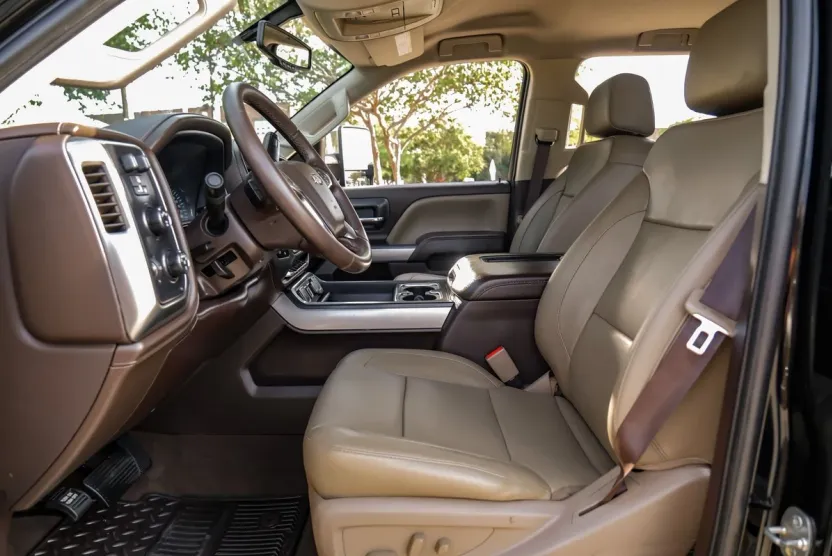 2019 Chevrolet Silverado 2500HD LTZ photo 1