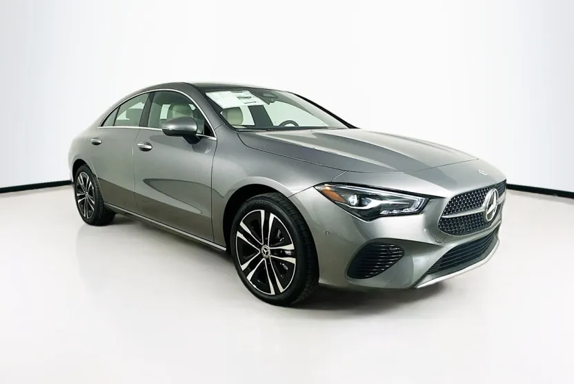 2025 Mercedes Benz CLA 250 4MATIC photo 1