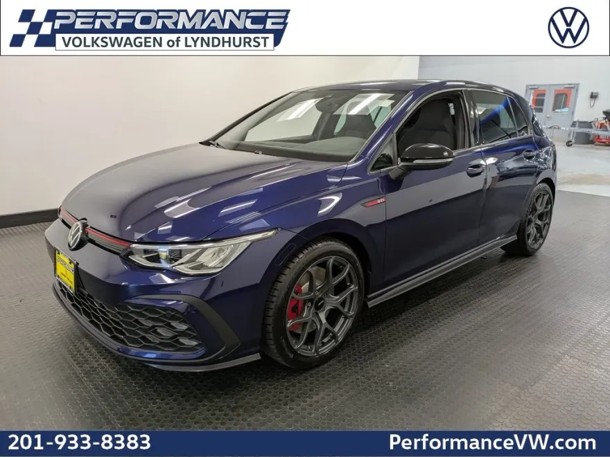2022 Volkswagen Golf GTI S photo 1
