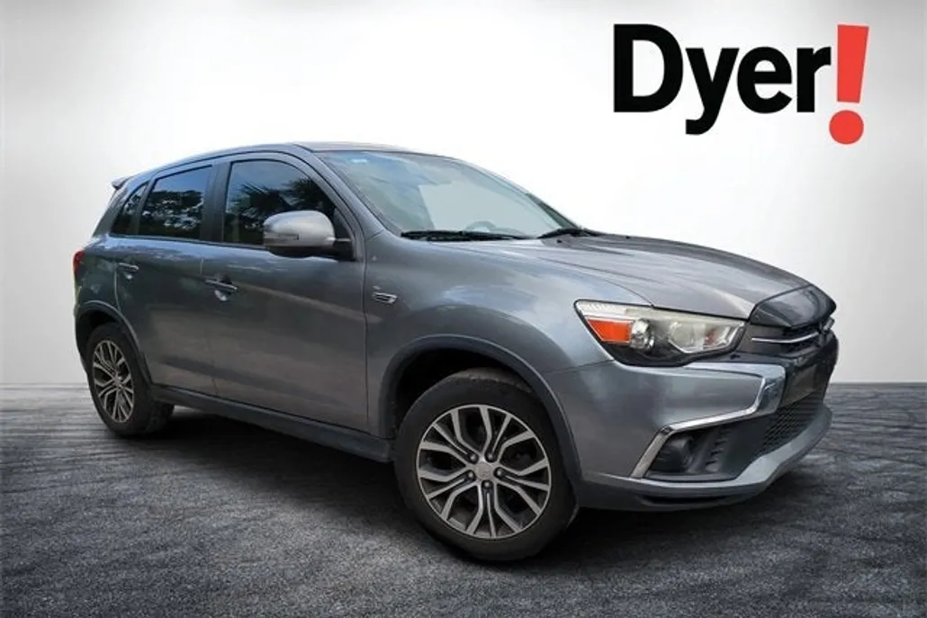 2018 Mitsubishi Outlander Sport ES photo 1