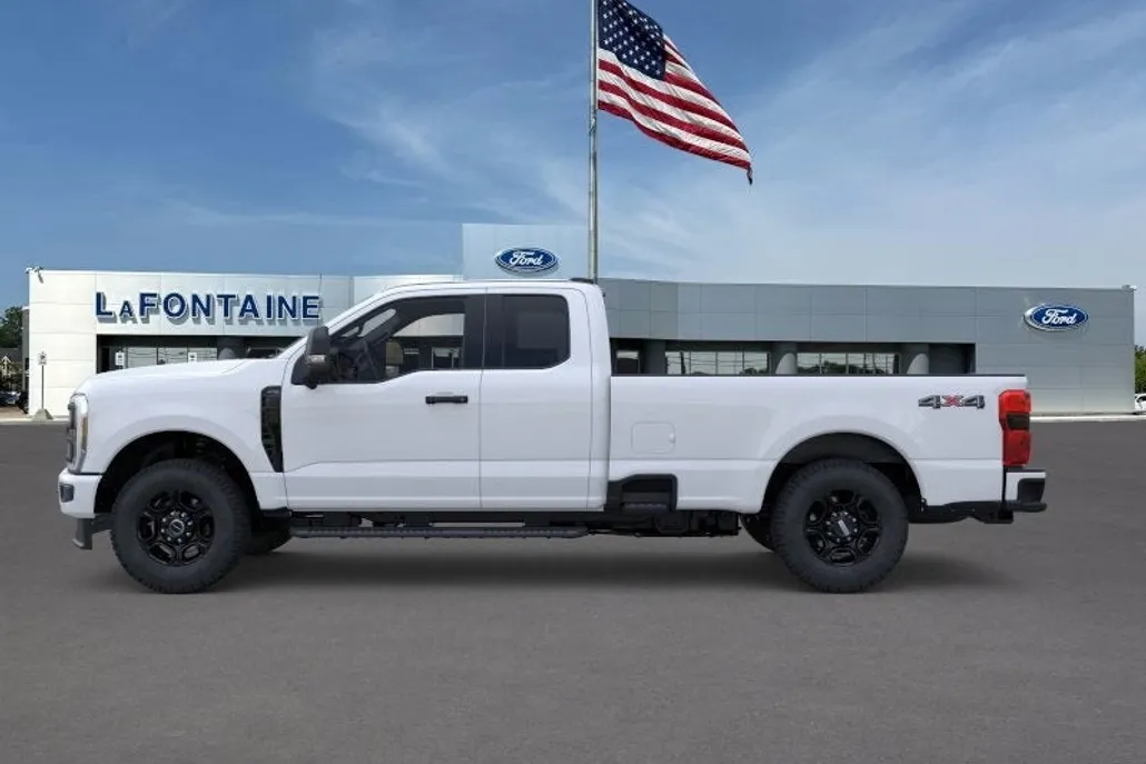 2025 Ford F-350 photo 1