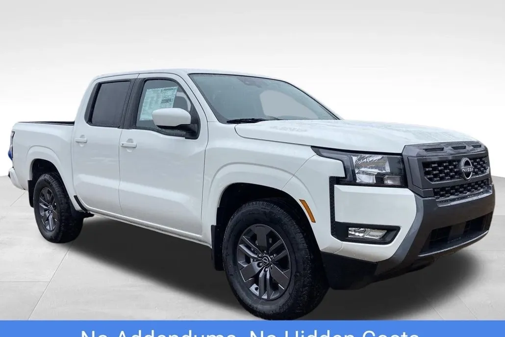 2025 Nissan Frontier SV Crew Cab photo 1