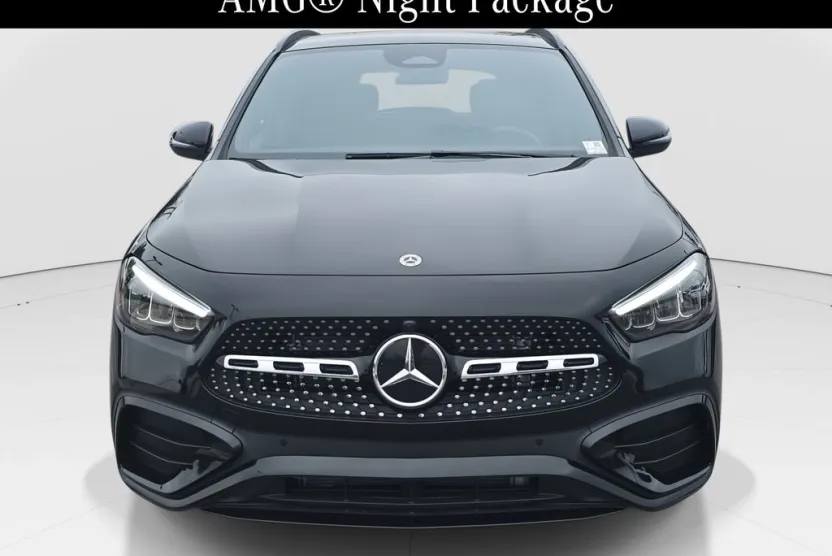 2024 Mercedes Benz GLA 250 4MATIC photo 1