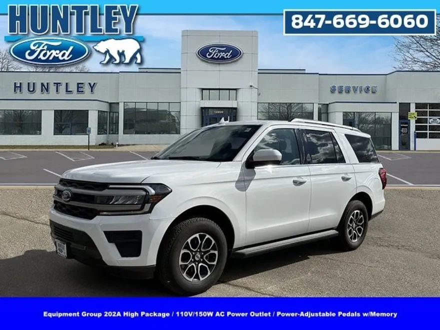 2024 Ford Expedition XLT photo 1
