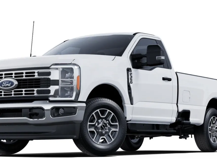 2025 Ford F-350 XLT photo 1