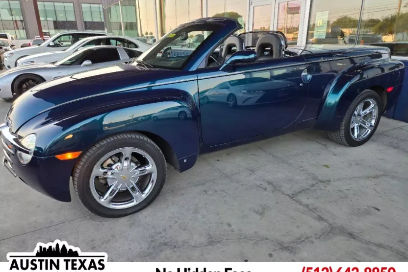 2006 Chevrolet SSR Base photo 1
